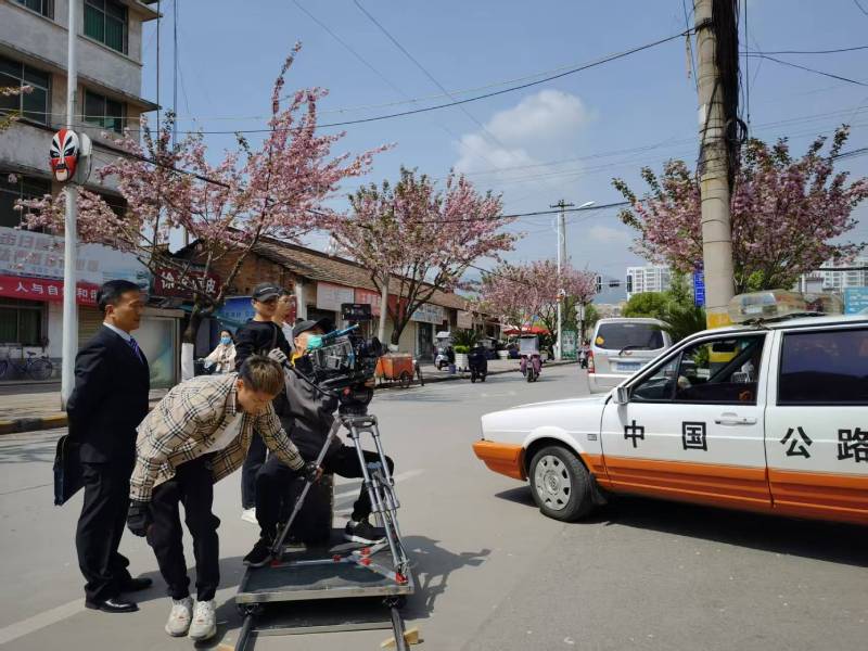 天全县广告片拍摄公司：以创意为核，助力品牌打造爆款广告片